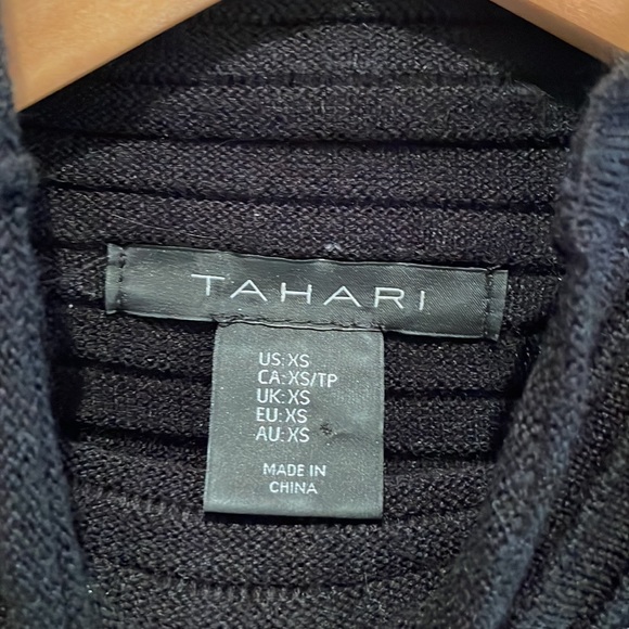 Tahari Women’s Ribbed Turtle Neck Sweater. - Picture 7 of 8